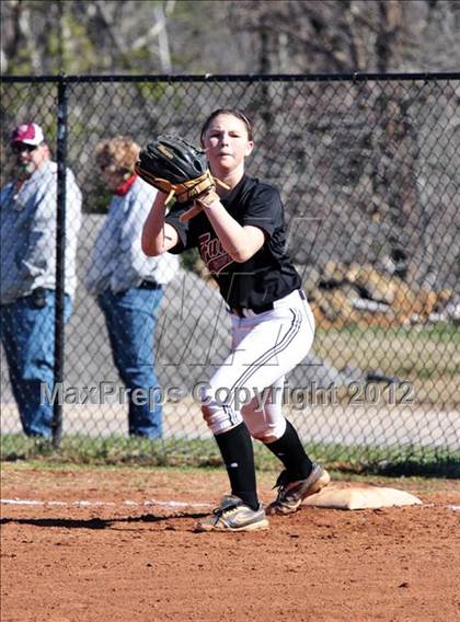 Thumbnail 1 in Fulton @ South-Doyle photogallery.