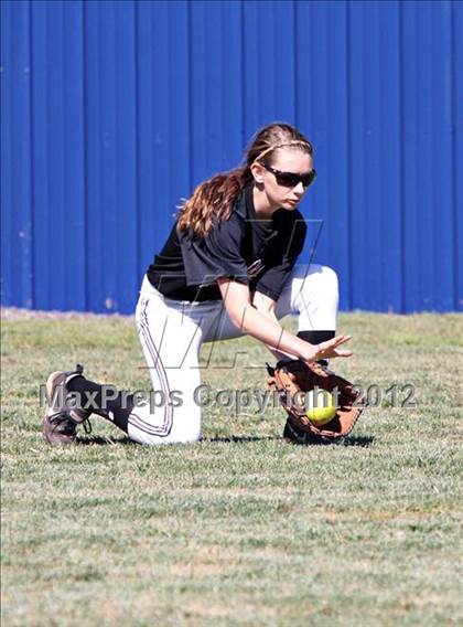 Thumbnail 3 in Fulton @ South-Doyle photogallery.