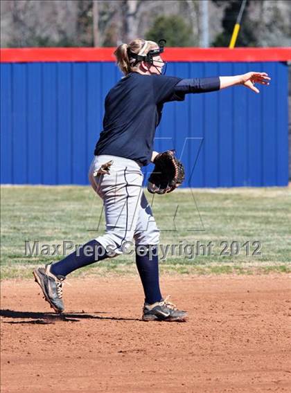 Thumbnail 2 in Fulton @ South-Doyle photogallery.