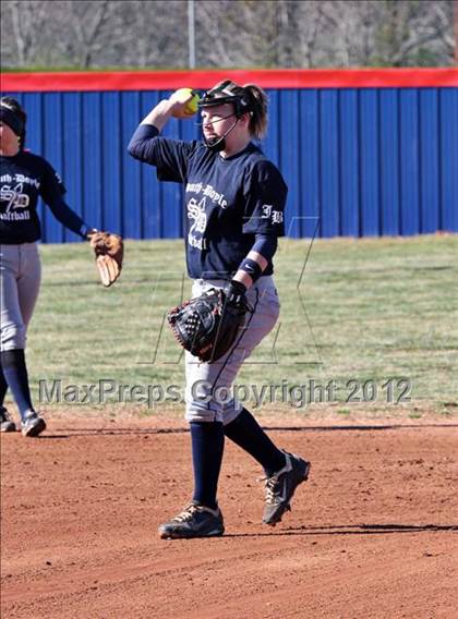 Thumbnail 1 in Fulton @ South-Doyle photogallery.