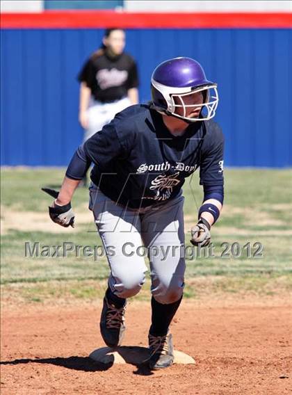 Thumbnail 2 in Fulton @ South-Doyle photogallery.