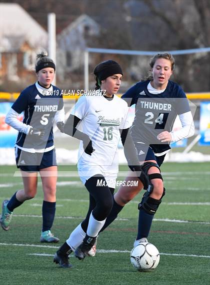 Thumbnail 2 in Pleasantville vs. Central Valley Academy (NYSPHSAA Class B Final) photogallery.