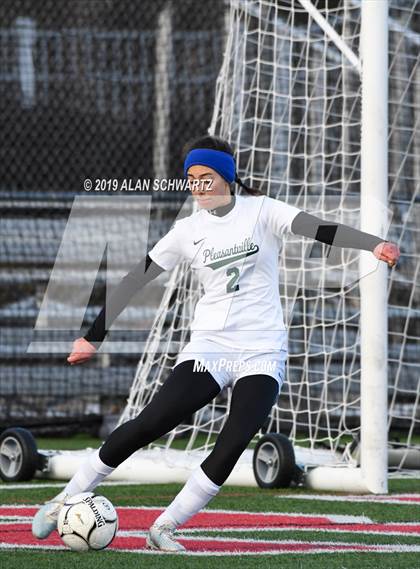 Thumbnail 2 in Pleasantville vs. Central Valley Academy (NYSPHSAA Class B Final) photogallery.