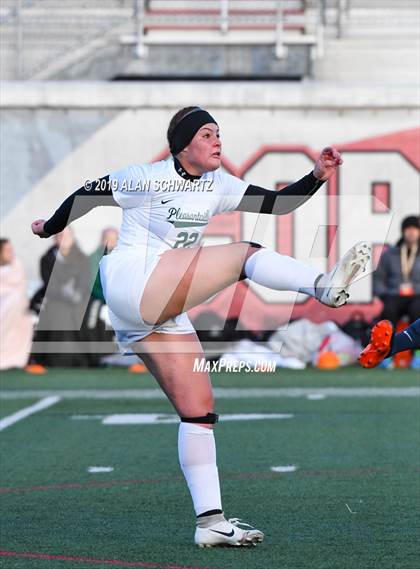Thumbnail 3 in Pleasantville vs. Central Valley Academy (NYSPHSAA Class B Final) photogallery.