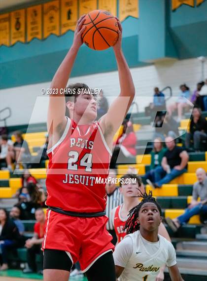 Thumbnail 1 in Regis Jesuit @ Peoria photogallery.