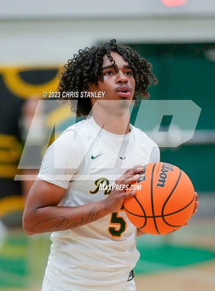 Thumbnail 3 in Regis Jesuit @ Peoria photogallery.