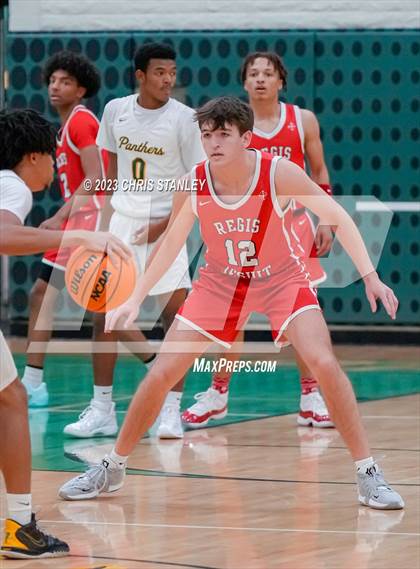 Thumbnail 2 in Regis Jesuit @ Peoria photogallery.