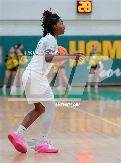 Thumbnail 1 in Regis Jesuit @ Peoria photogallery.