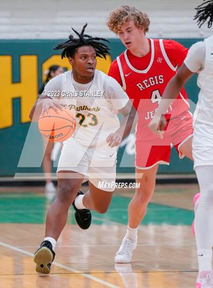 Thumbnail 3 in Regis Jesuit @ Peoria photogallery.
