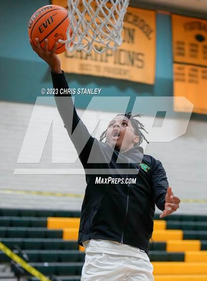 Thumbnail 1 in Regis Jesuit @ Peoria photogallery.