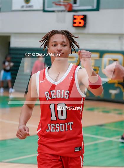 Thumbnail 3 in Regis Jesuit @ Peoria photogallery.