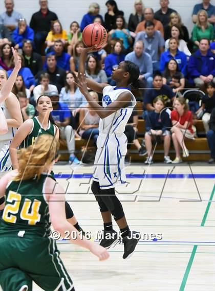 Thumbnail 1 in Horizon @ Xavier College Prep (AIA D1 Playoff) photogallery.