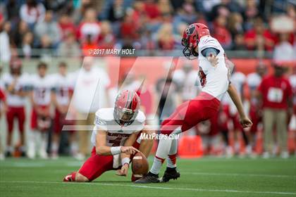 Thumbnail 2 in Blountstown vs. Madison County (FHSAA Class 1A Final) photogallery.