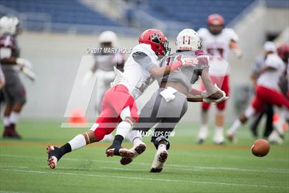 Thumbnail 2 in Blountstown vs. Madison County (FHSAA Class 1A Final) photogallery.