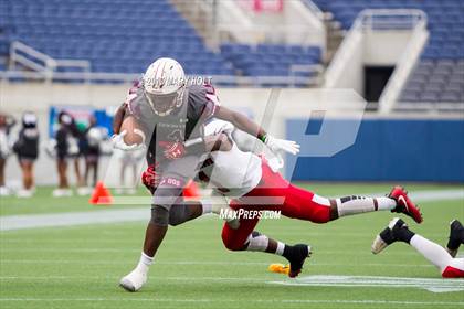Thumbnail 2 in Blountstown vs. Madison County (FHSAA Class 1A Final) photogallery.