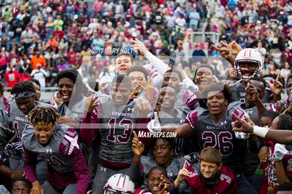 Thumbnail 3 in Blountstown vs. Madison County (FHSAA Class 1A Final) photogallery.