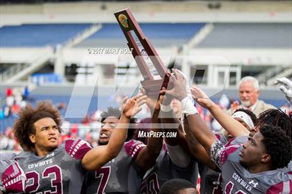 Thumbnail 2 in Blountstown vs. Madison County (FHSAA Class 1A Final) photogallery.