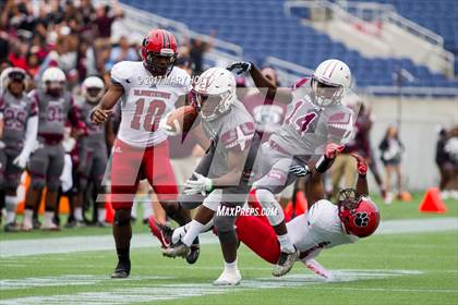 Thumbnail 3 in Blountstown vs. Madison County (FHSAA Class 1A Final) photogallery.