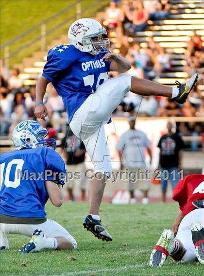 Thumbnail 3 in Sacramento Optimist All-Star Game photogallery.