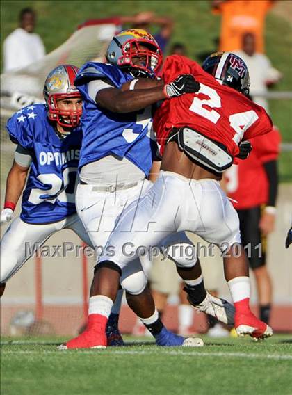 Thumbnail 1 in Sacramento Optimist All-Star Game photogallery.