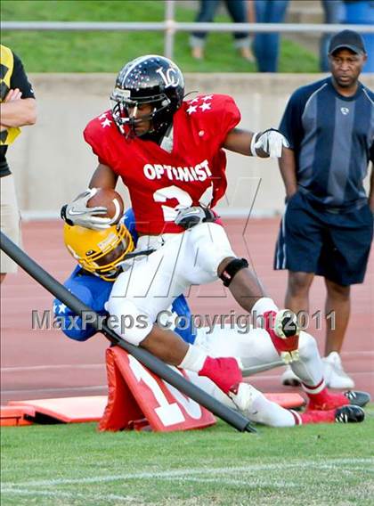 Thumbnail 2 in Sacramento Optimist All-Star Game photogallery.