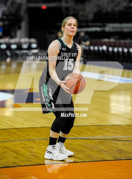Thumbnail 1 in Tanque Verde vs. Holbrook (AIA 3A Quarterfinal) photogallery.
