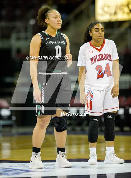 Thumbnail 3 in Tanque Verde vs. Holbrook (AIA 3A Quarterfinal) photogallery.