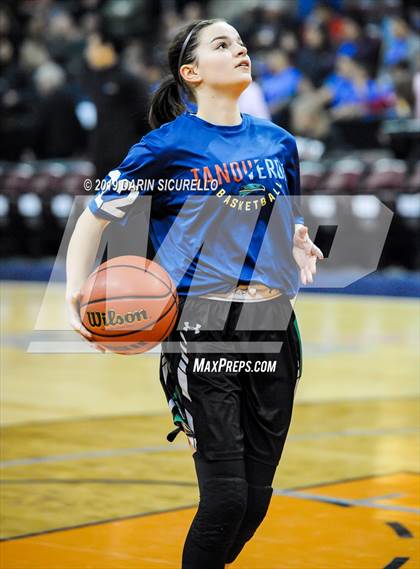 Thumbnail 3 in Tanque Verde vs. Holbrook (AIA 3A Quarterfinal) photogallery.