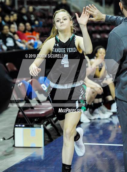 Thumbnail 2 in Tanque Verde vs. Holbrook (AIA 3A Quarterfinal) photogallery.