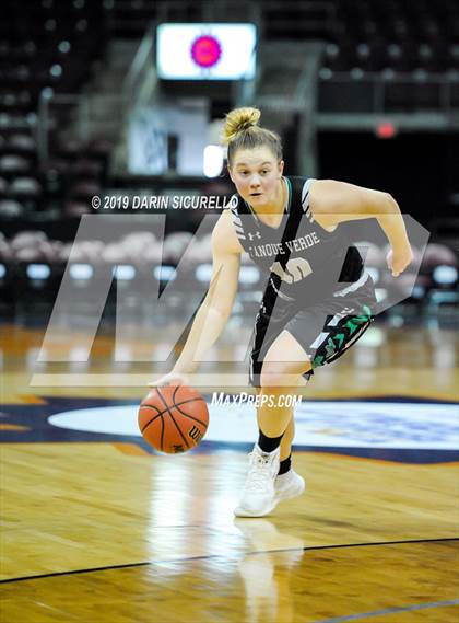 Thumbnail 3 in Tanque Verde vs. Holbrook (AIA 3A Quarterfinal) photogallery.