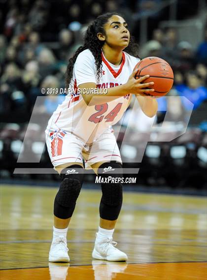 Thumbnail 3 in Tanque Verde vs. Holbrook (AIA 3A Quarterfinal) photogallery.