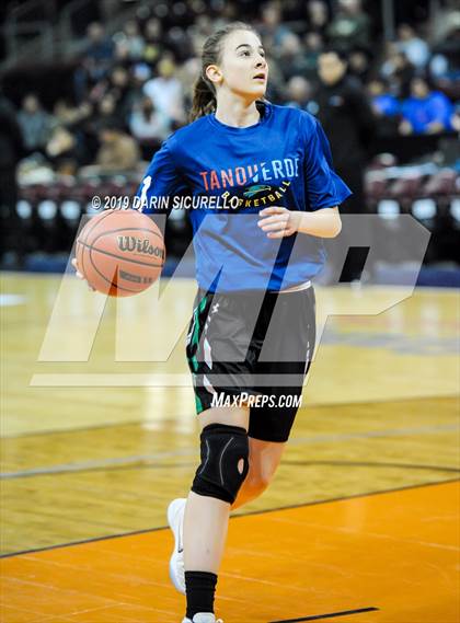 Thumbnail 3 in Tanque Verde vs. Holbrook (AIA 3A Quarterfinal) photogallery.