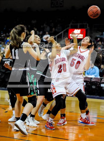 Thumbnail 2 in Tanque Verde vs. Holbrook (AIA 3A Quarterfinal) photogallery.