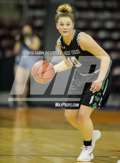 Thumbnail 1 in Tanque Verde vs. Holbrook (AIA 3A Quarterfinal) photogallery.