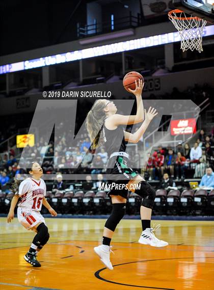 Thumbnail 3 in Tanque Verde vs. Holbrook (AIA 3A Quarterfinal) photogallery.
