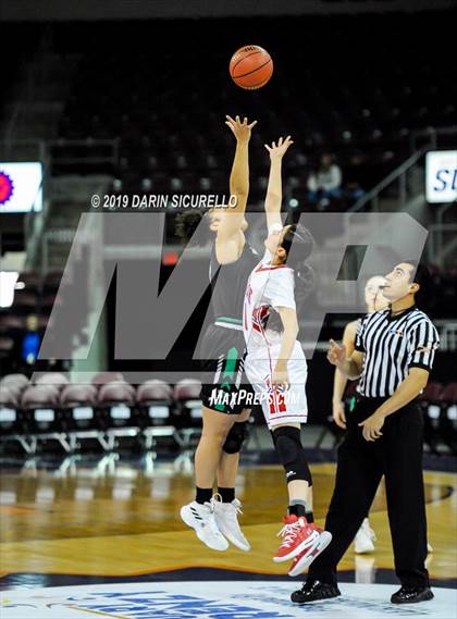 Thumbnail 3 in Tanque Verde vs. Holbrook (AIA 3A Quarterfinal) photogallery.