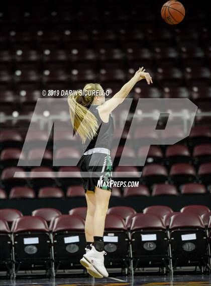 Thumbnail 1 in Tanque Verde vs. Holbrook (AIA 3A Quarterfinal) photogallery.