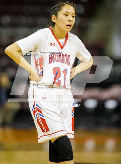 Thumbnail 3 in Tanque Verde vs. Holbrook (AIA 3A Quarterfinal) photogallery.