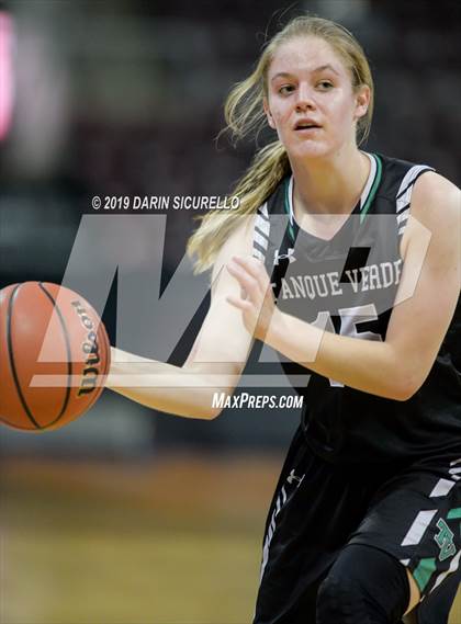 Thumbnail 1 in Tanque Verde vs. Holbrook (AIA 3A Quarterfinal) photogallery.