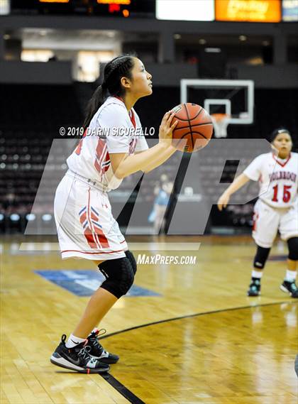 Thumbnail 1 in Tanque Verde vs. Holbrook (AIA 3A Quarterfinal) photogallery.