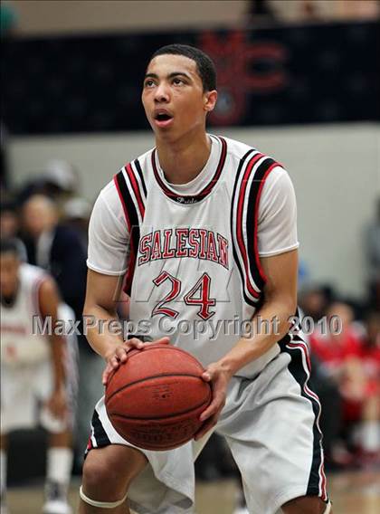 Thumbnail 1 in Salesian vs. St. Mary's (CIF NCS D4 Final) photogallery.
