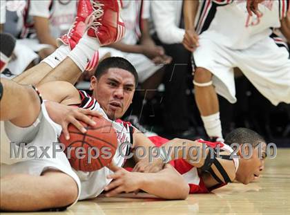 Thumbnail 3 in Salesian vs. St. Mary's (CIF NCS D4 Final) photogallery.