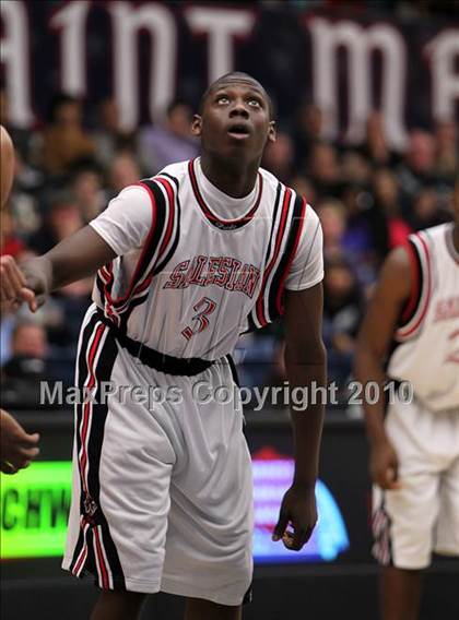 Thumbnail 2 in Salesian vs. St. Mary's (CIF NCS D4 Final) photogallery.