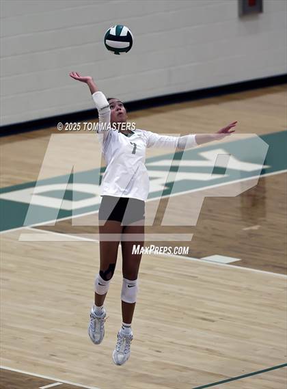 Thumbnail 1 in Durham Academy @ Charlotte Country Day School (NCISAA 4A Quarterfinal) photogallery.