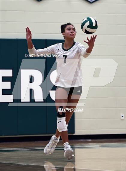 Thumbnail 3 in Durham Academy @ Charlotte Country Day School (NCISAA 4A Quarterfinal) photogallery.