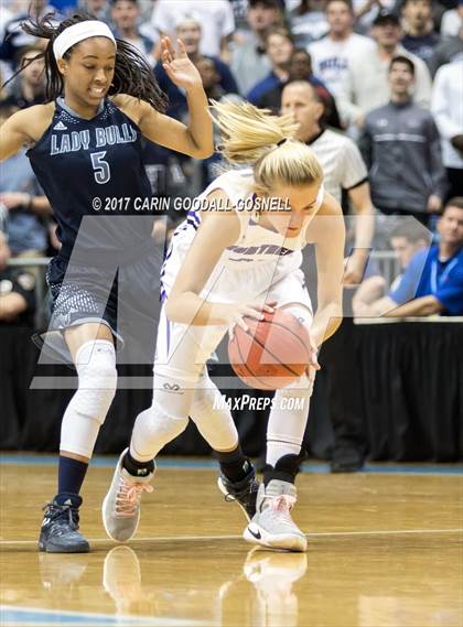 Thumbnail 1 in Hickory Ridge vs. Northern Guilford (NCHSAA 3A Final) photogallery.