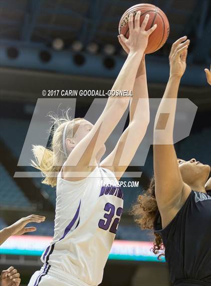 Thumbnail 2 in Hickory Ridge vs. Northern Guilford (NCHSAA 3A Final) photogallery.
