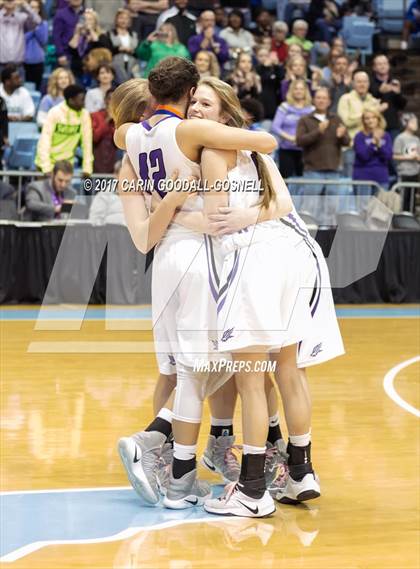 Thumbnail 1 in Hickory Ridge vs. Northern Guilford (NCHSAA 3A Final) photogallery.