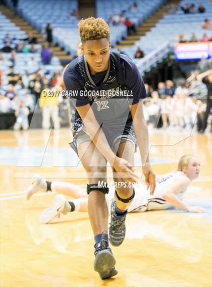 Thumbnail 1 in Hickory Ridge vs. Northern Guilford (NCHSAA 3A Final) photogallery.