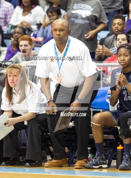 Thumbnail 2 in Hickory Ridge vs. Northern Guilford (NCHSAA 3A Final) photogallery.